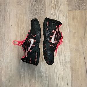 Nike women's running shoes - Torch 4 Max Air in Black and Pink